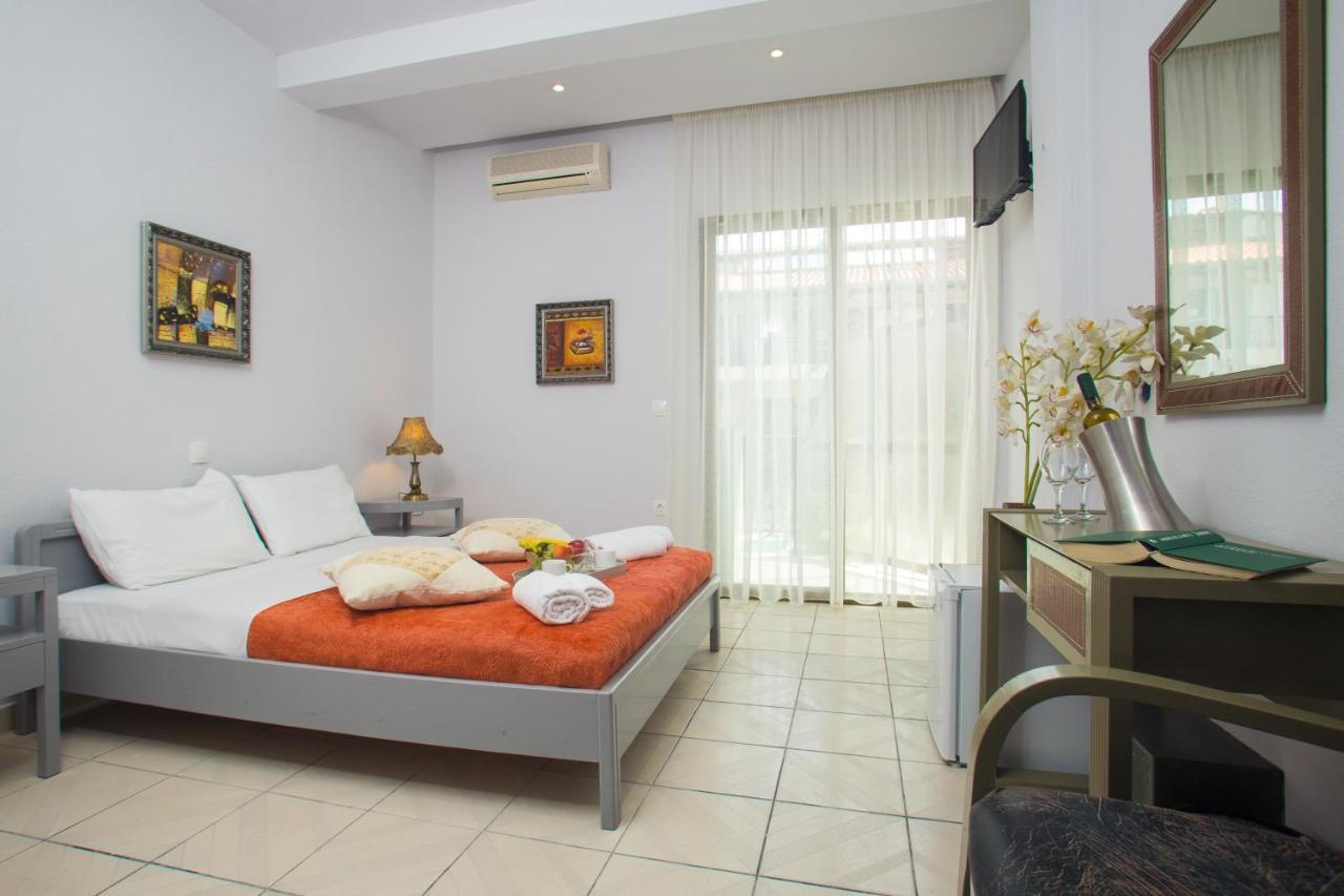 Litus Oliva Hotel Pefkochori Bagian luar foto