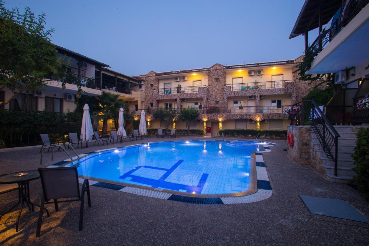 Litus Oliva Hotel Pefkochori Bagian luar foto